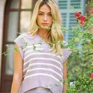 NEW Daze Dayz Eva Knit Vest Purple White Short Sleeve Size S